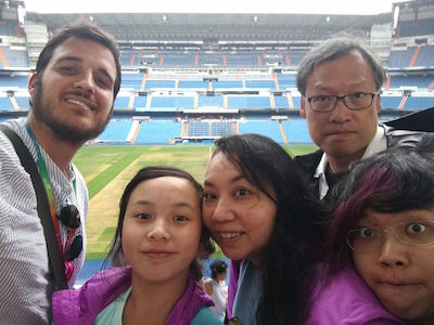 Family visiting Bernabeu with our guide